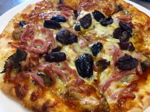 Italian Restaurant Gallino Pizza Capriccioso Pizza